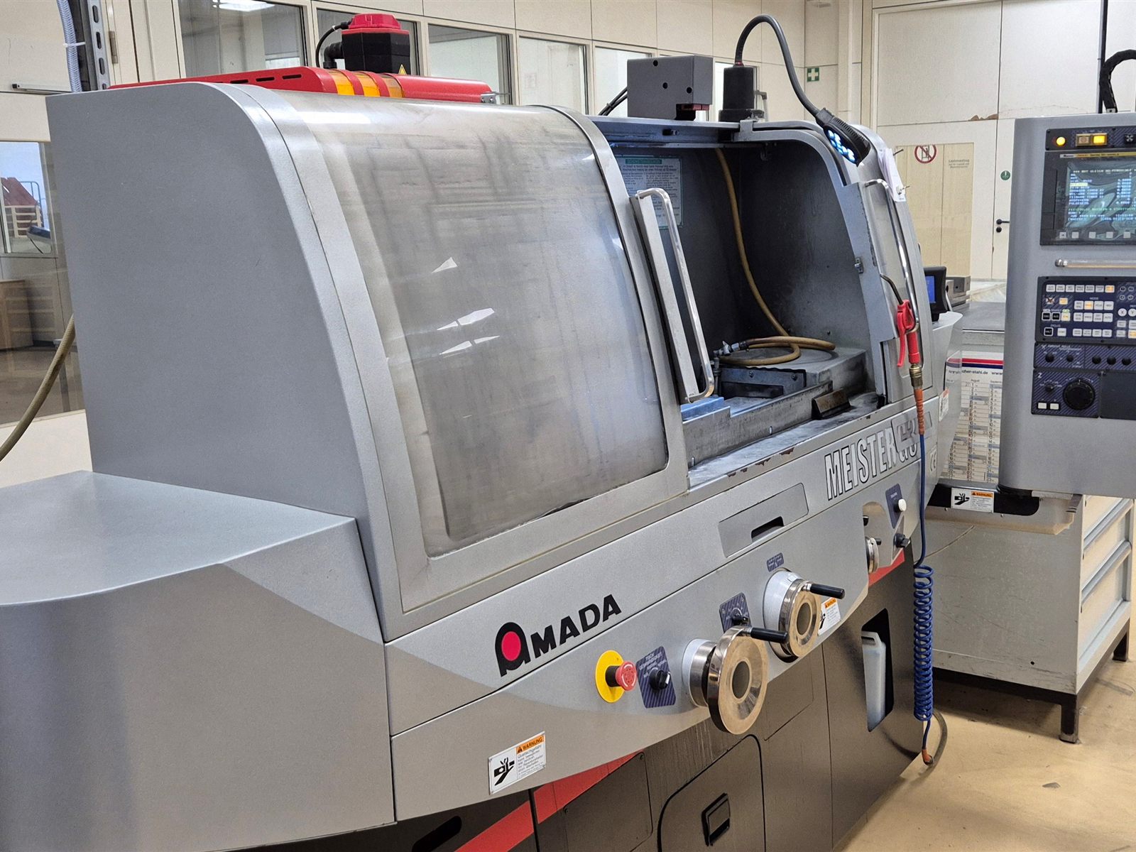 Profilschleifmaschine AMADA