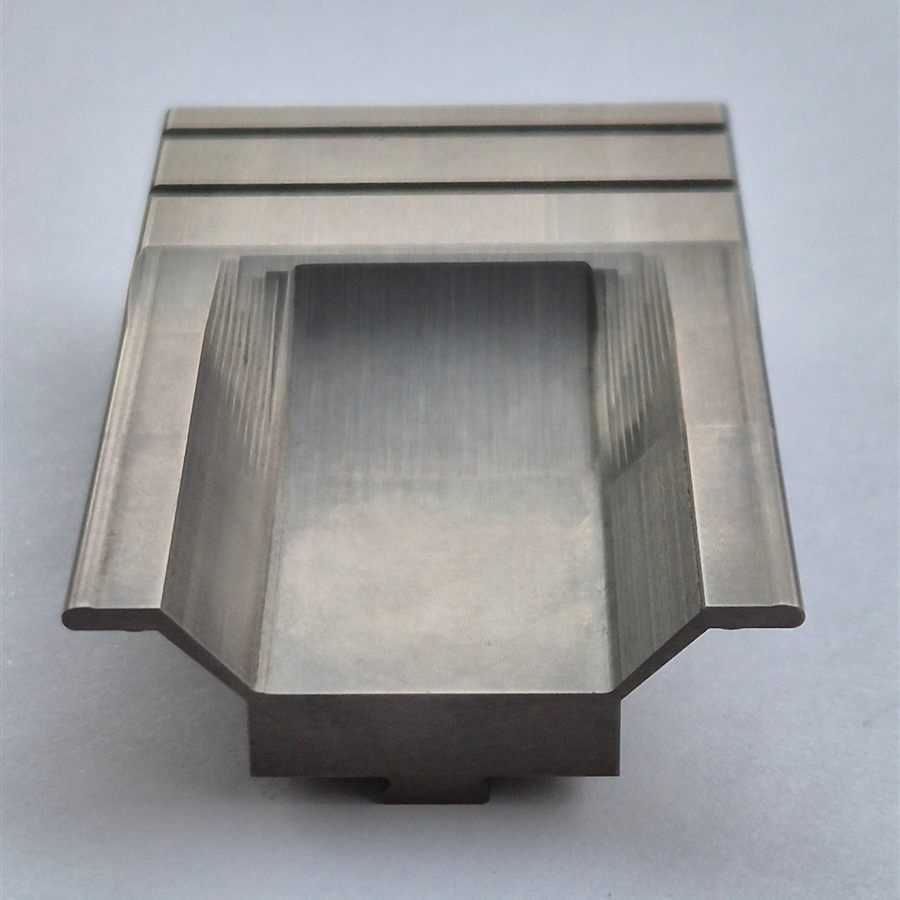 Optisch profilgeschliffener Stempel